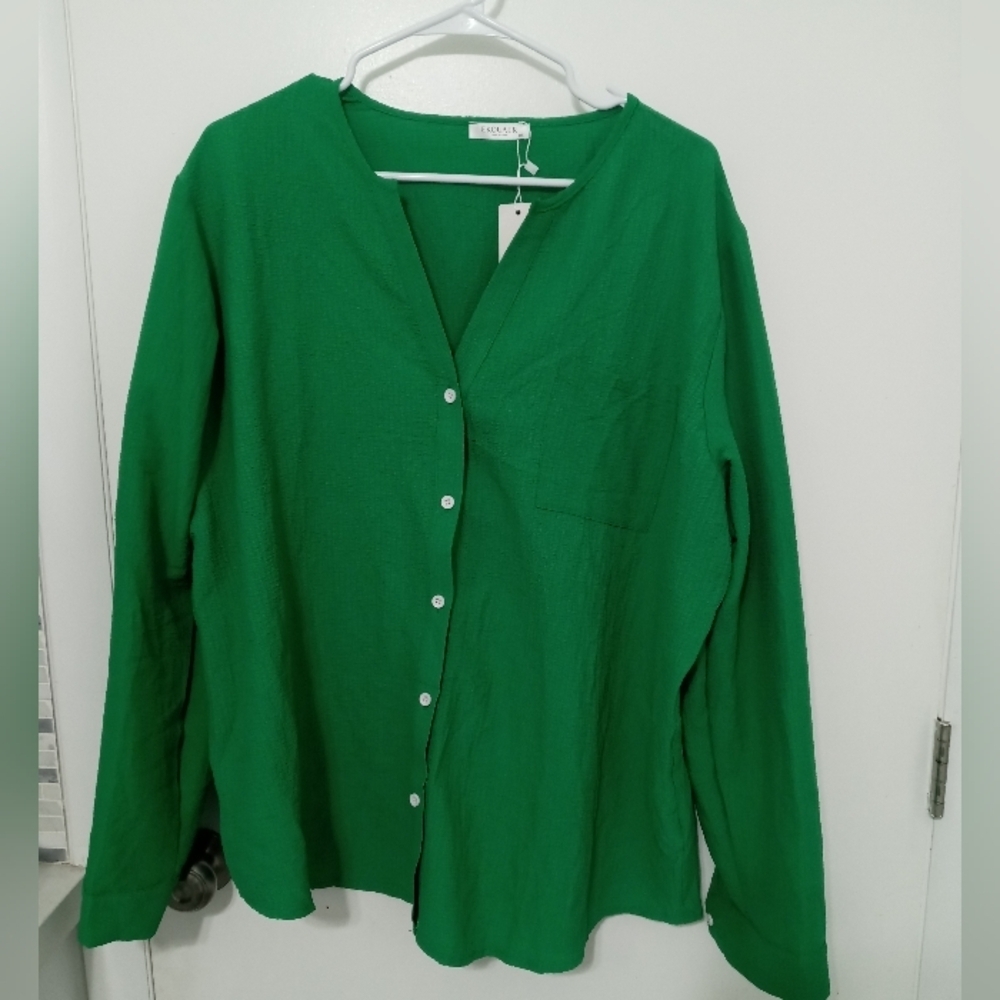Ekouaer Button up long sleeve Emerald Green Blouse XXL NEW